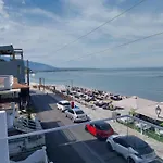 Galazio Seaside Luxury & Coffee Shop *