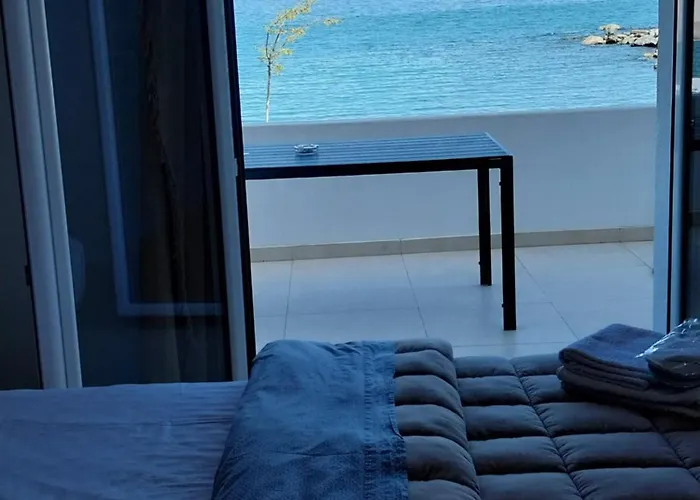 Galazio Seaside Luxury & Coffee Shop Platamonas