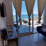 아파트 Galazio Seaside Luxury & Coffee Shop *