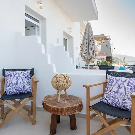 Galazio Seaside Luxury & Coffee Shop Apartment Platamonas
