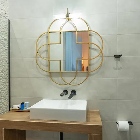 Galazio Seaside Luxury Rooms&coffee Shop