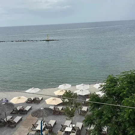 Galazio Seaside Luxury & Coffee Shop * Platamon