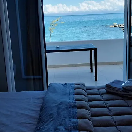 Galazio Seaside Luxury & Coffee Shop Platamon