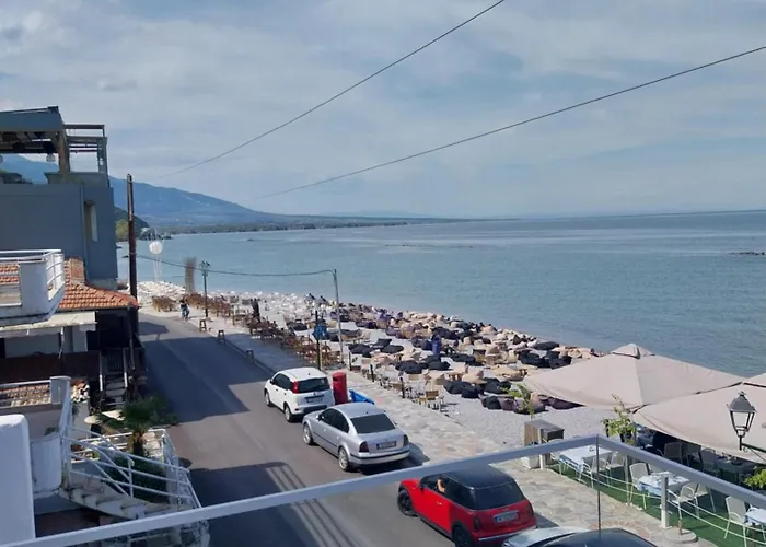Galazio Seaside Luxury & Coffee Shop *