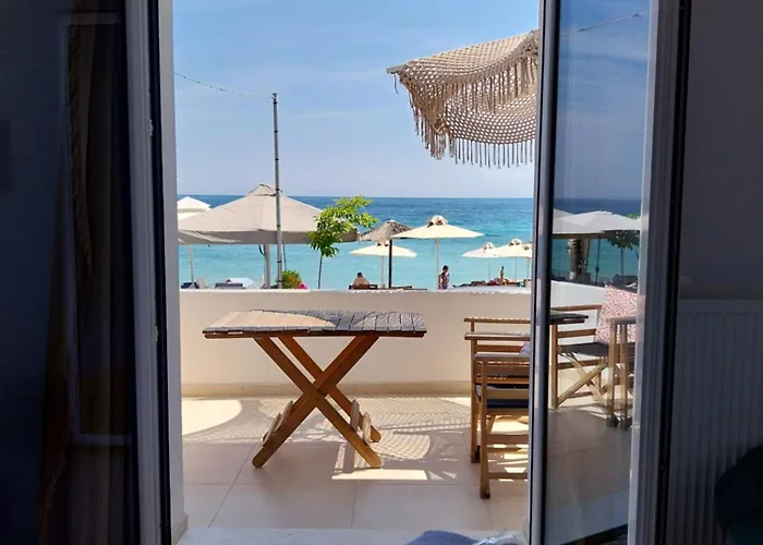 Galazio Seaside Luxury & Coffee Shop アパート